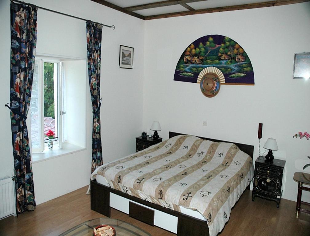 B&B Mirage Frecourt Room photo